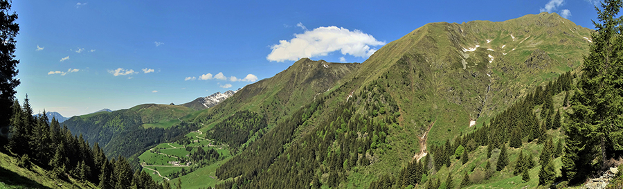 Sul sentiero 214A dalla Fraccia al Rifugio Balicco vista panoramica